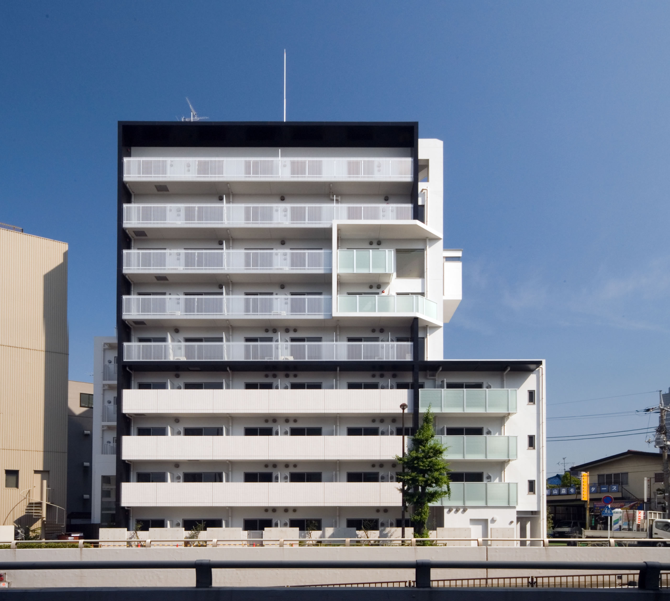 preiades_facade